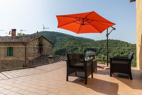Three-room apartment near Siena and Petriolo spa