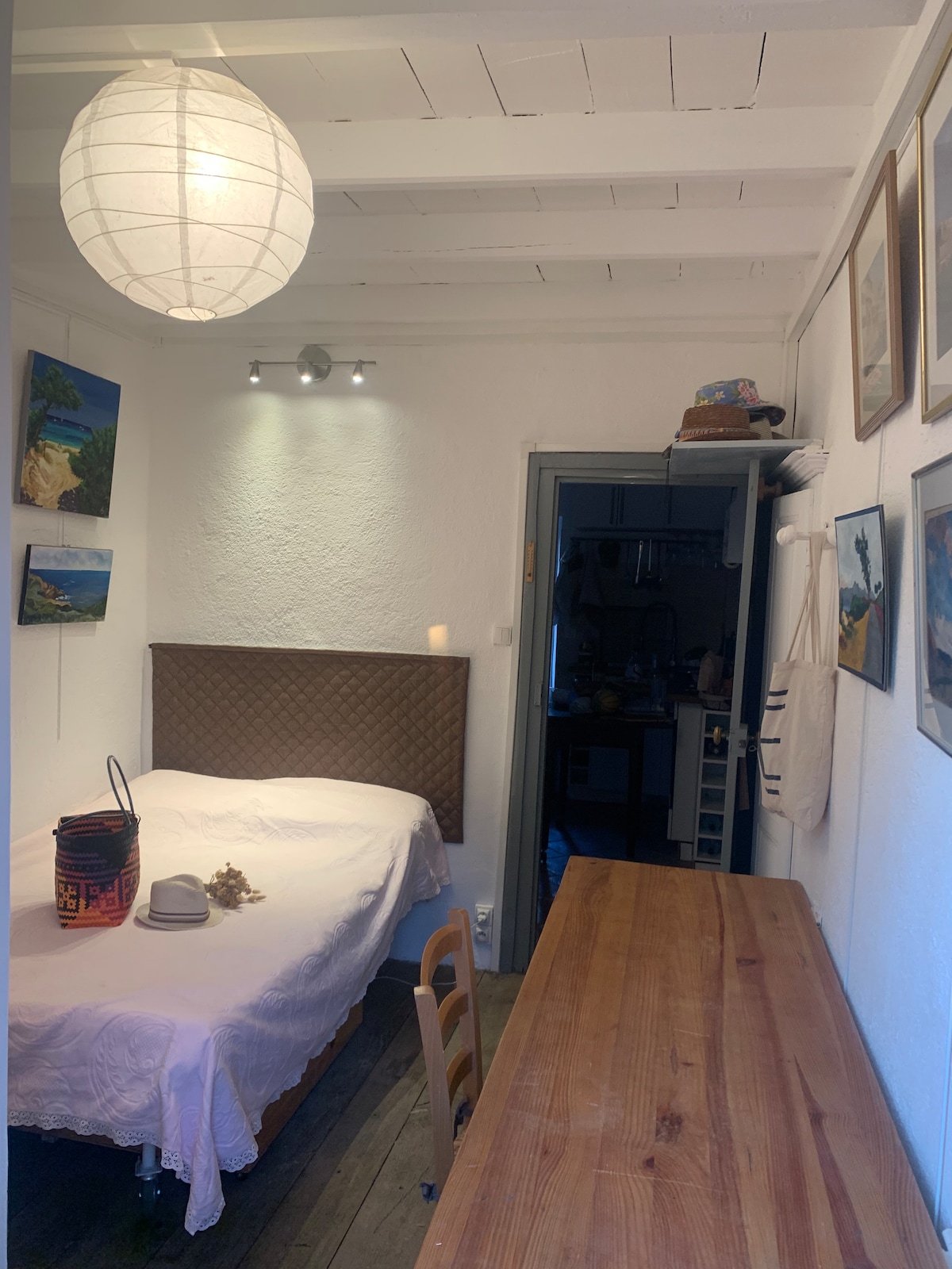 غرفة النوم 2