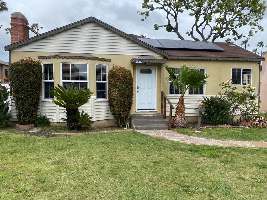 LA Windsor Hills - Closet Room