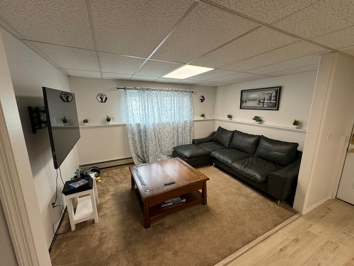 2 Bedroom+small Gym Near The Fai - Fairbanks, AK