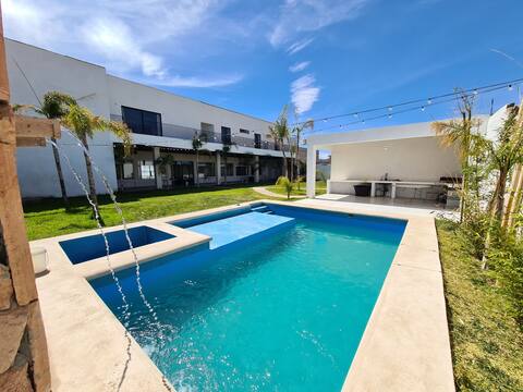 Oasis Apartment