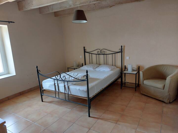 Gîte La Grange – spavaća soba u prizemlju