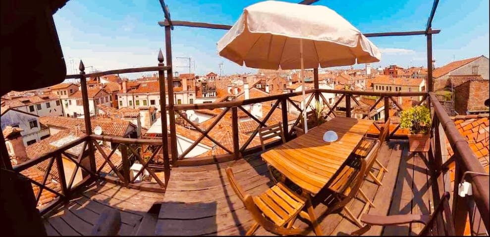 Rooftop terrace flat Rialto Venezia Venice Center