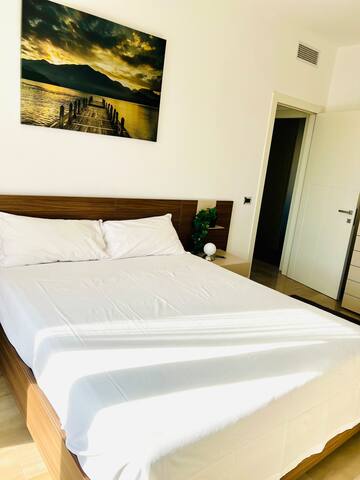 Happy house gallery image 3