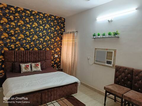 Apartment in varanasi