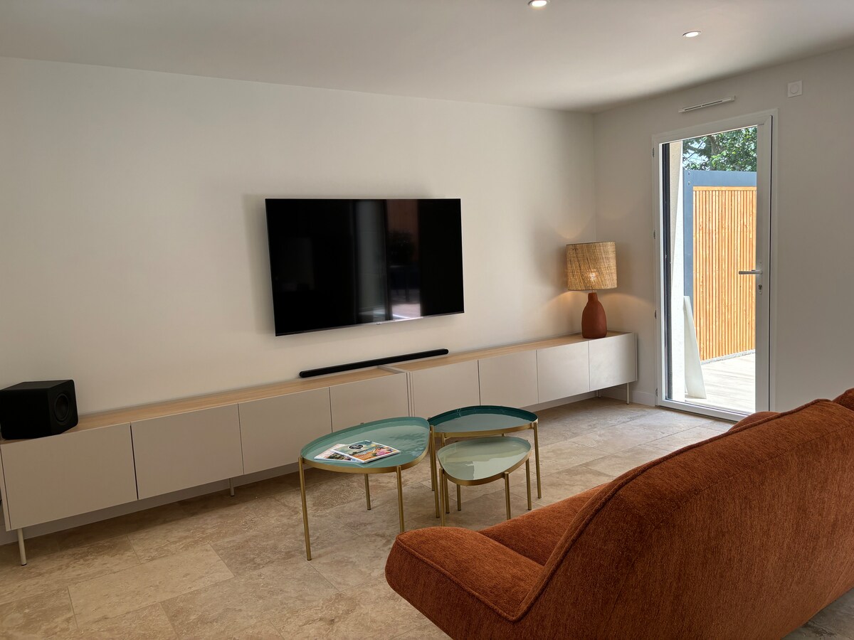 Top Airbnb: Beautiful new house for 11 people. à Arzon