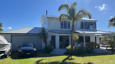 The Palm House - Matarangi