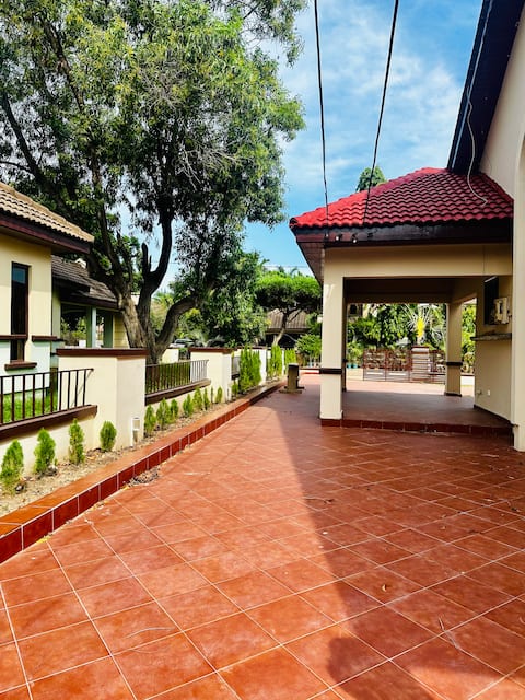 Aspen Golf Villa (Gated community)
