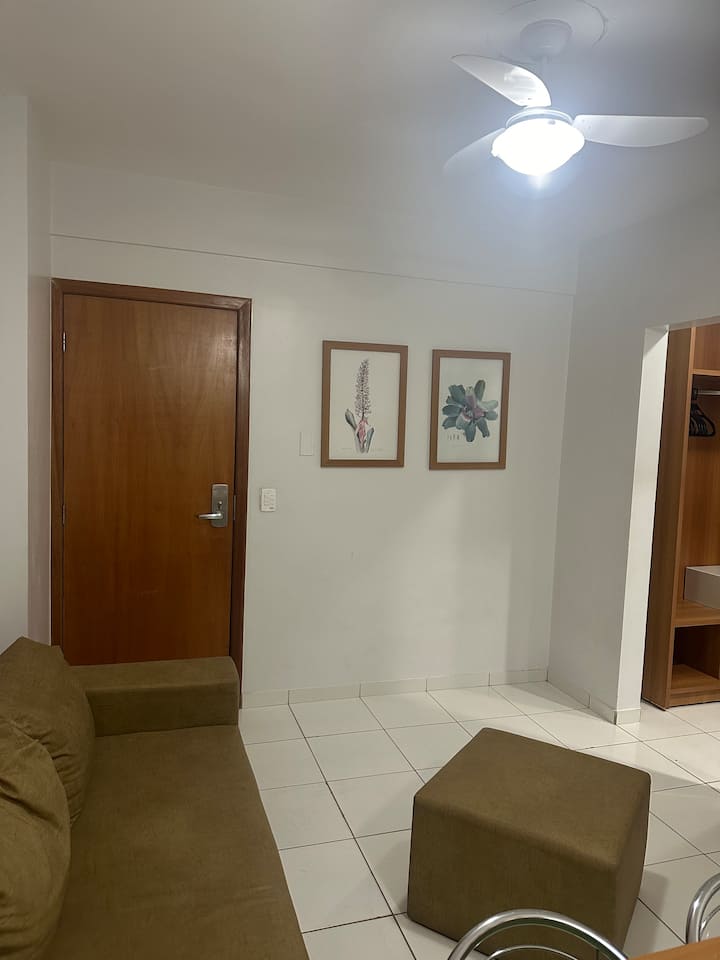 Piscinas 24 Hs Golden Dolphin C/geladeira E Fogão - Caldas Novas