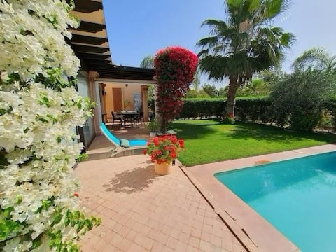 Villa "CHEZ IMANE" with heated swimming pool