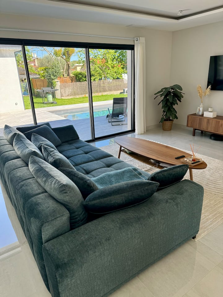 Villa Pyrénées - ibis budget Tarbes