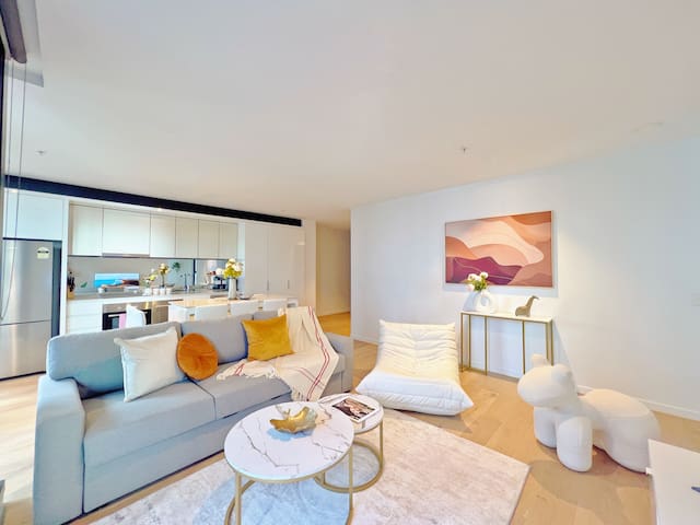 City Luxury Sky View 3BR 2BTH Free Tram&Pool&Gym