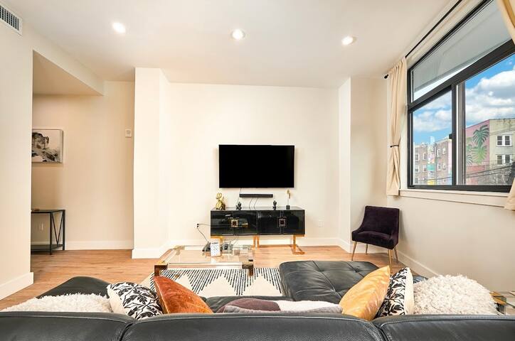 Luxury living NJ 15 min-NYC gallery image 3