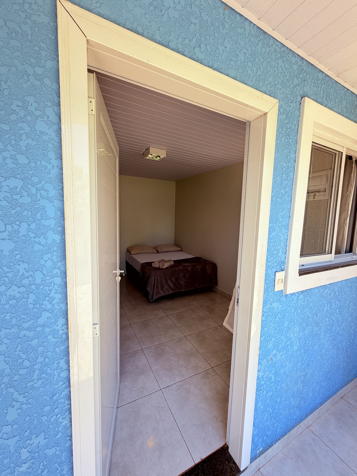 Naše izby majú klimatizáciu s deleným systémom.