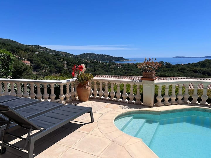 Lou Chamanou - Maison Vue Mer, Piscine. Cavalière - Le Lavandou