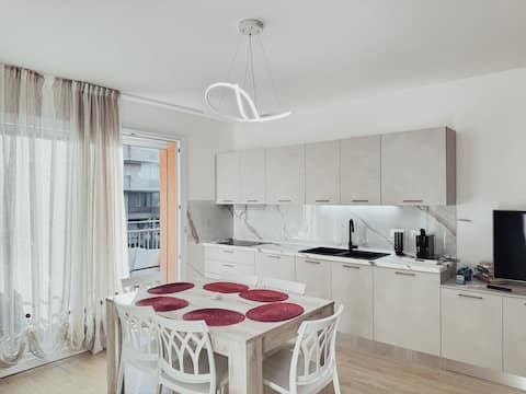 Annuncio Airbnb popolare: Avornic's House a Caorle