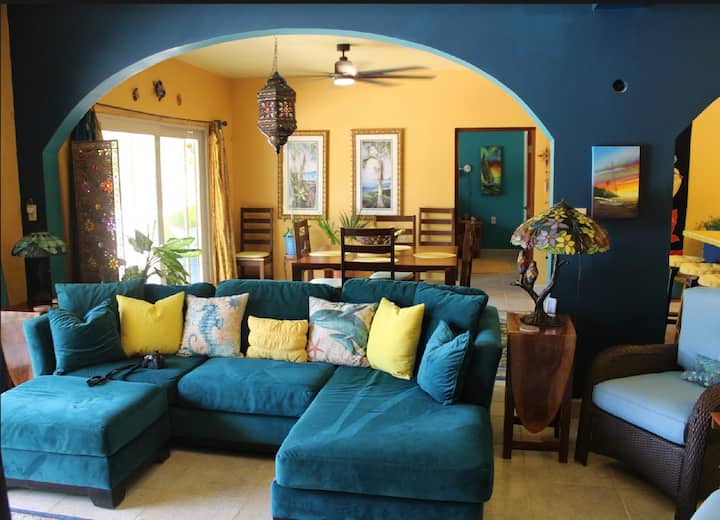 Seafront Tropical Private Luxurious Home - Belize