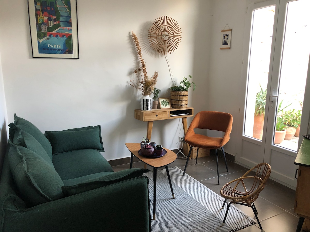 Propriété Airbnb réussie: Nice apartment with a terrace. à Montpellier