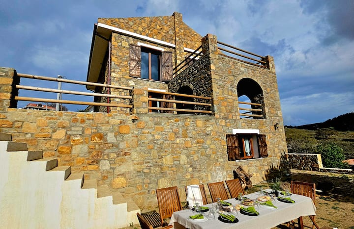 Villa Toscana | Stone Villa with Panoramic Views