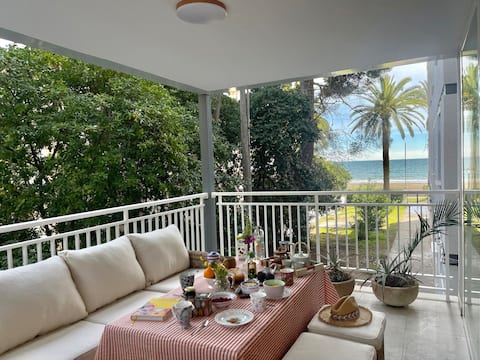 LC Voramar Beachfront