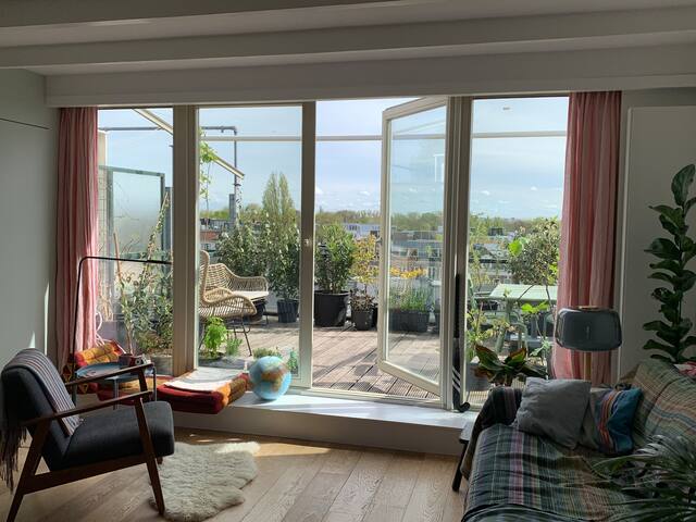 Zonnig appartement + dakterras!