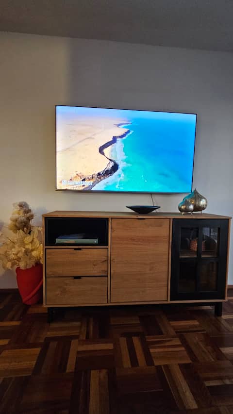Propiedad de Airbnb exitosa: Pocitos Nuevo-apartment 2 bedrooms-sleeps 4 en Montevideo