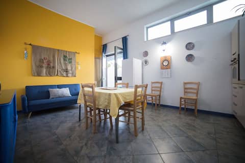 Successful Airbnb property: Large apartment by the sea in Capo D'orlando