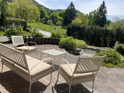 Chiemgau vacation home | 10 guests, near the lake, mountain view