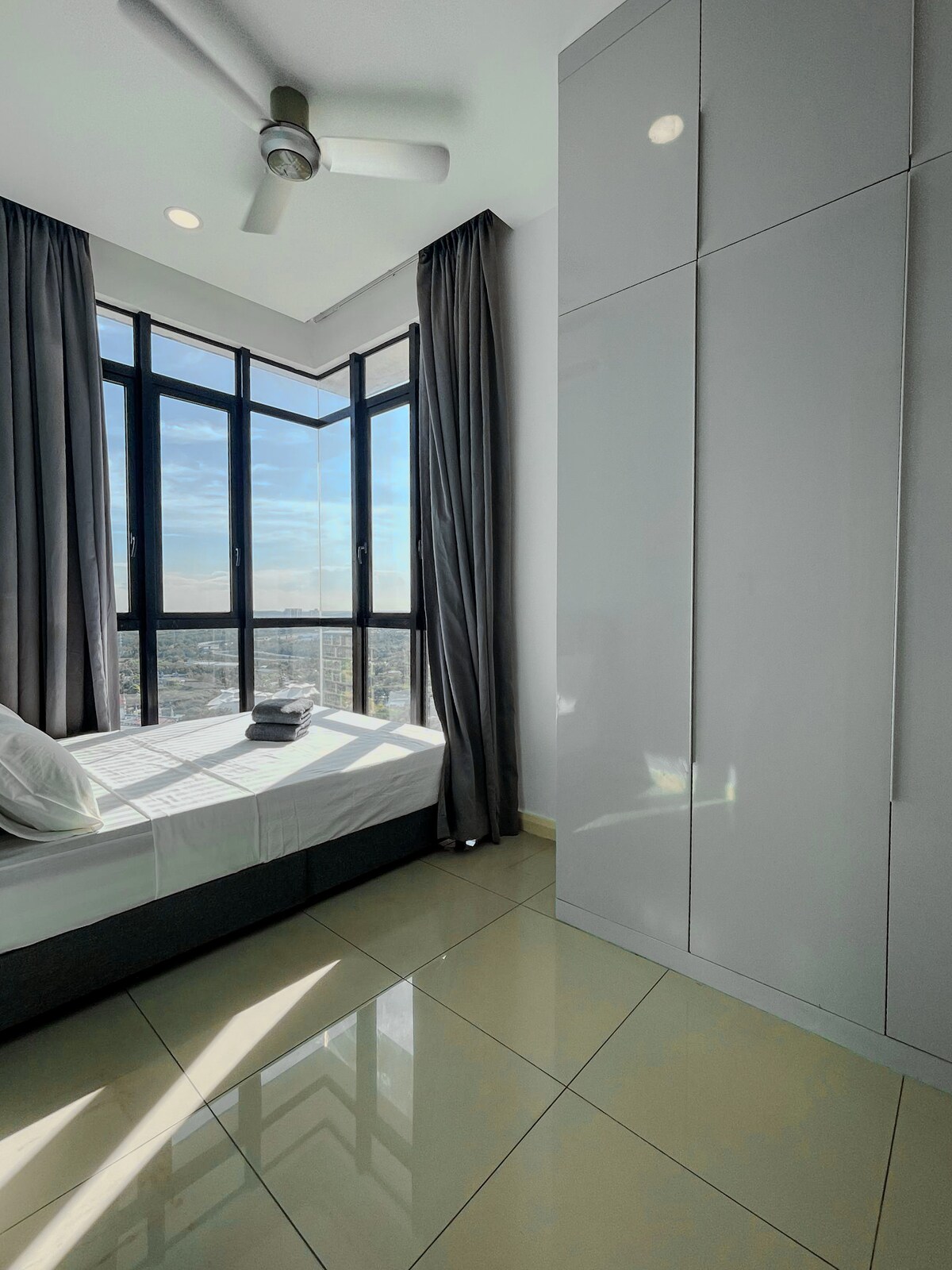 غرفة النوم 2