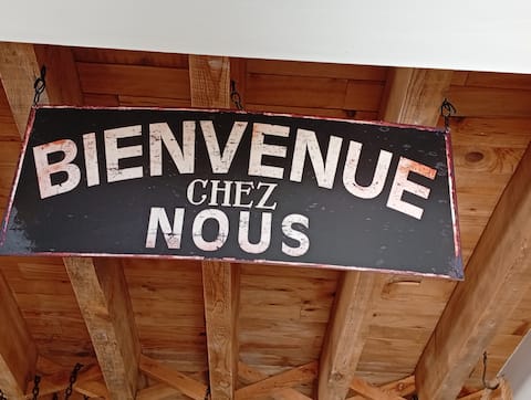 Popular Airbnb listing: House with garden, 2 bedrooms, 1 on the ground floor in Fougères