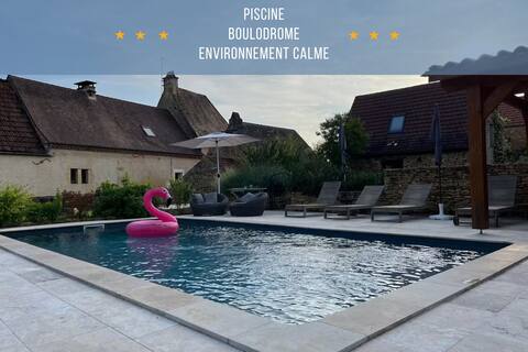 Charming house, swimming pool, boulodrome, "Glycine"