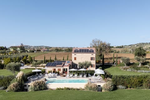 Luxury "Villa Mei" | Spa, Piscina, Jacuzzi & Wedding