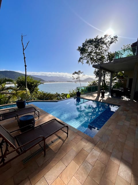 House with Sea View • Pool • Sauna | Alto Patrão