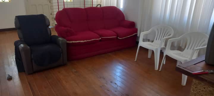 Casa Branca Prox Shopping Paladium - Ponta Grossa
