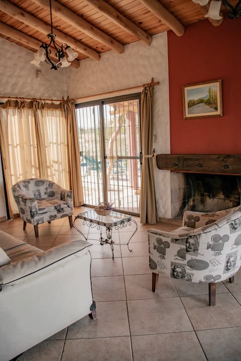 Anuncio de Airbnb popular: Kagua Kolke · Country house with garden for 8 people en Departamento Tupungato