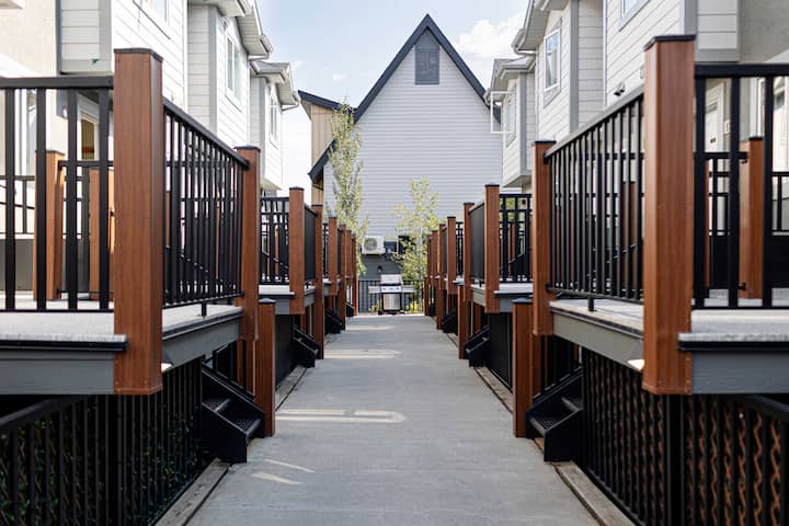 Summit Rails -3bedroom Loft - Canmore