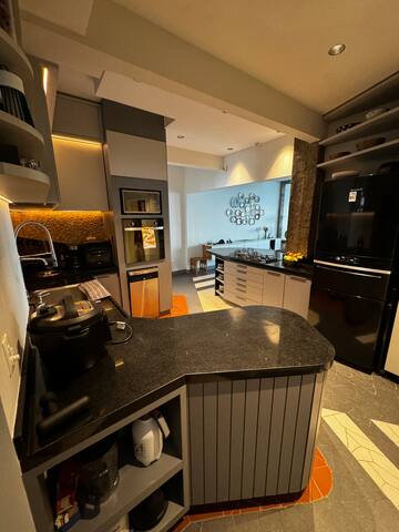 Stunning 3bd: All Brazilian Design Copa Beachfront gallery image 3