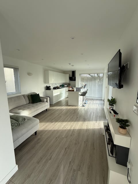 Lowern: Luxury Lodge - Hot Tub & Games Room Access