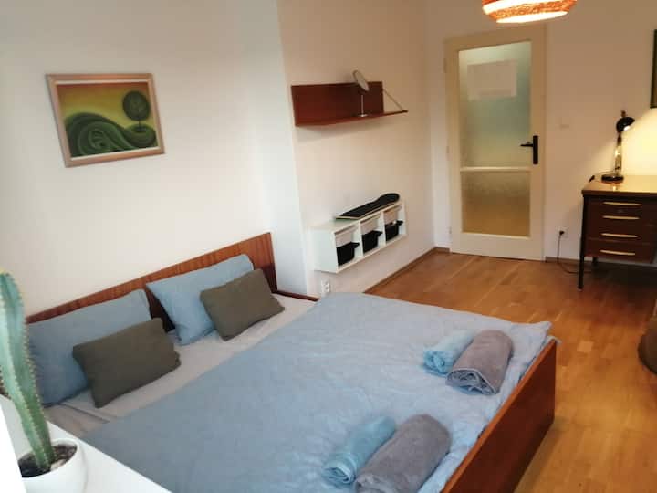 غرفة النوم 2