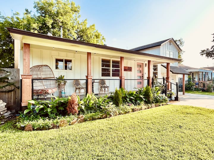 The Native Nest By Tinker - Houses for Rent in Midwest City