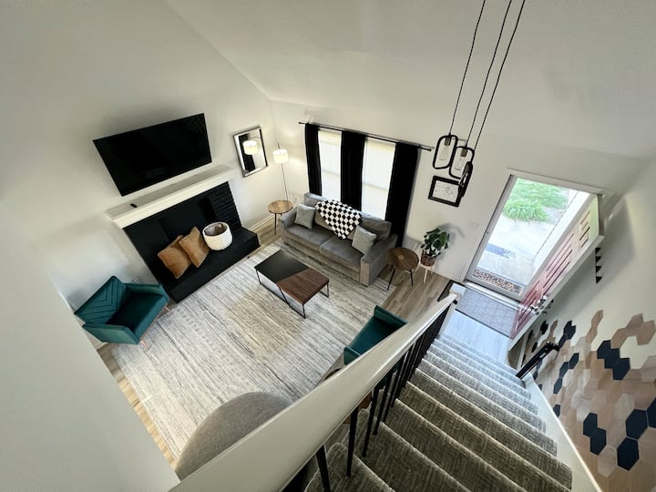 Renovated Duplex•fifa 2026•playroom W/2 King Bds - Overland Park, KS