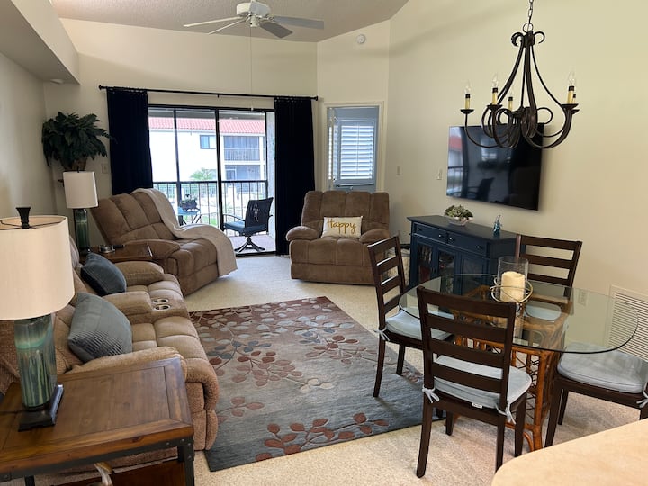 Best Little Secret In Titusville - Titusville, FL