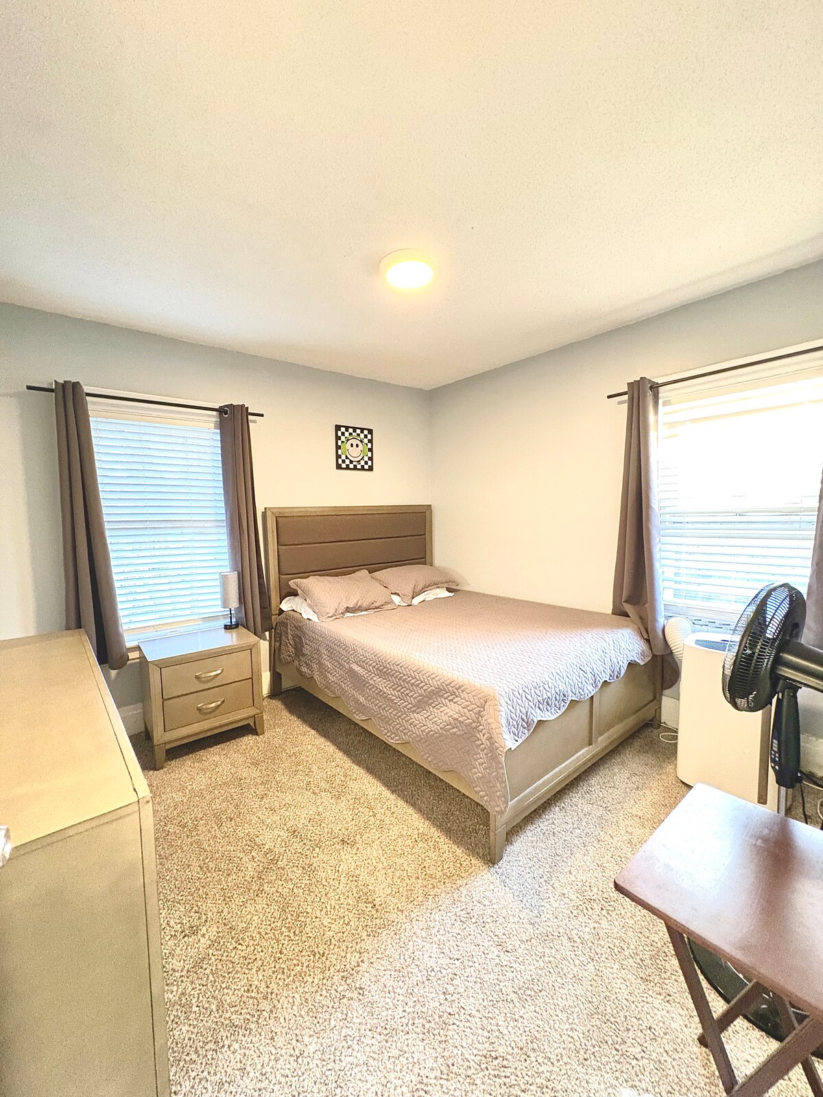 غرفة النوم 1