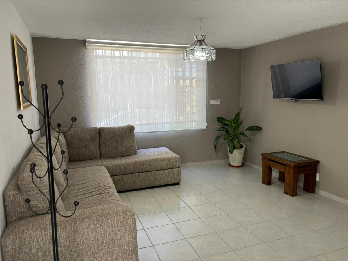 Propiedad de Airbnb exitosa: Frida Kahlo Apartment en Quintas Del Marqués