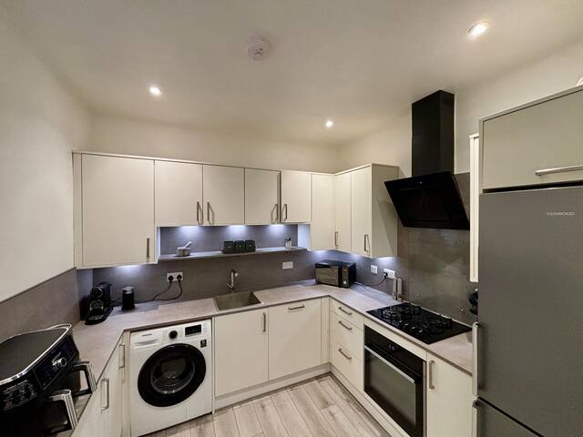 3 Bedroom Flat in Bruntsfield – Stunning Views gallery image 3