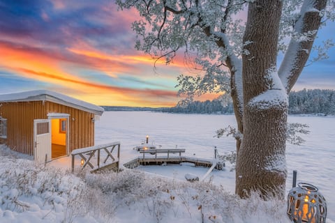 Waterfront Cabin - 15 Minutes from Downtown Oslo