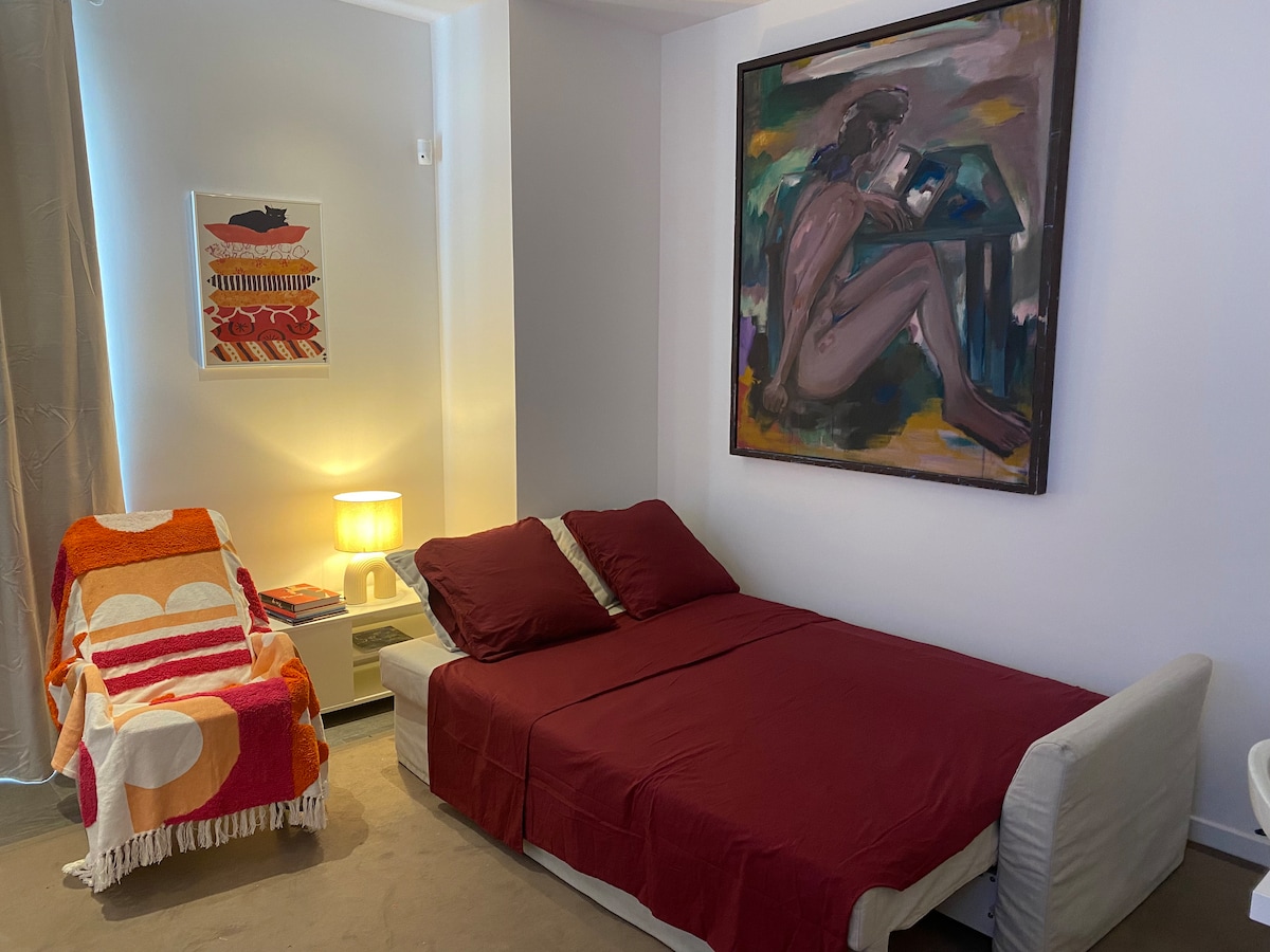Top Airbnb: Champs Elysées 2 bedrooms – 6 pers. in Paris 8e Arrondissement