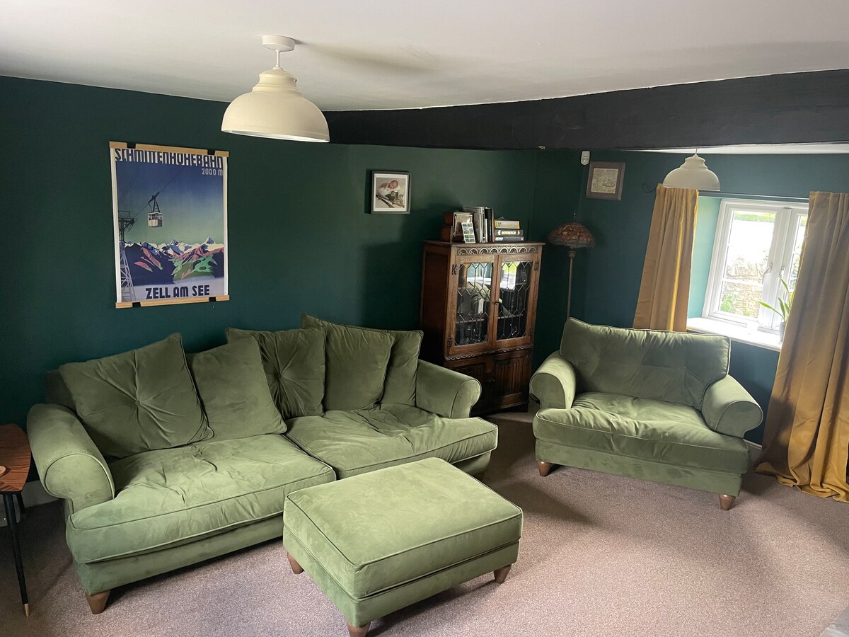 Top Airbnb: Period cottage in Bristol in Bristol