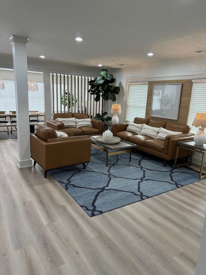 Fun Beach House, Ev Charger! - Carolina Beach