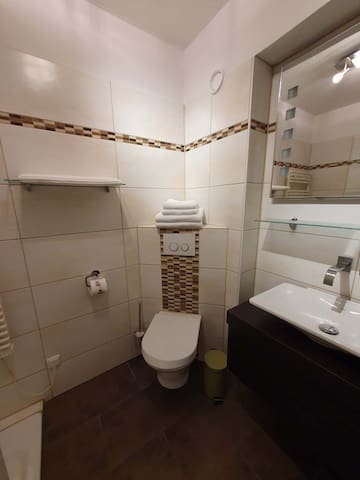 listing_image